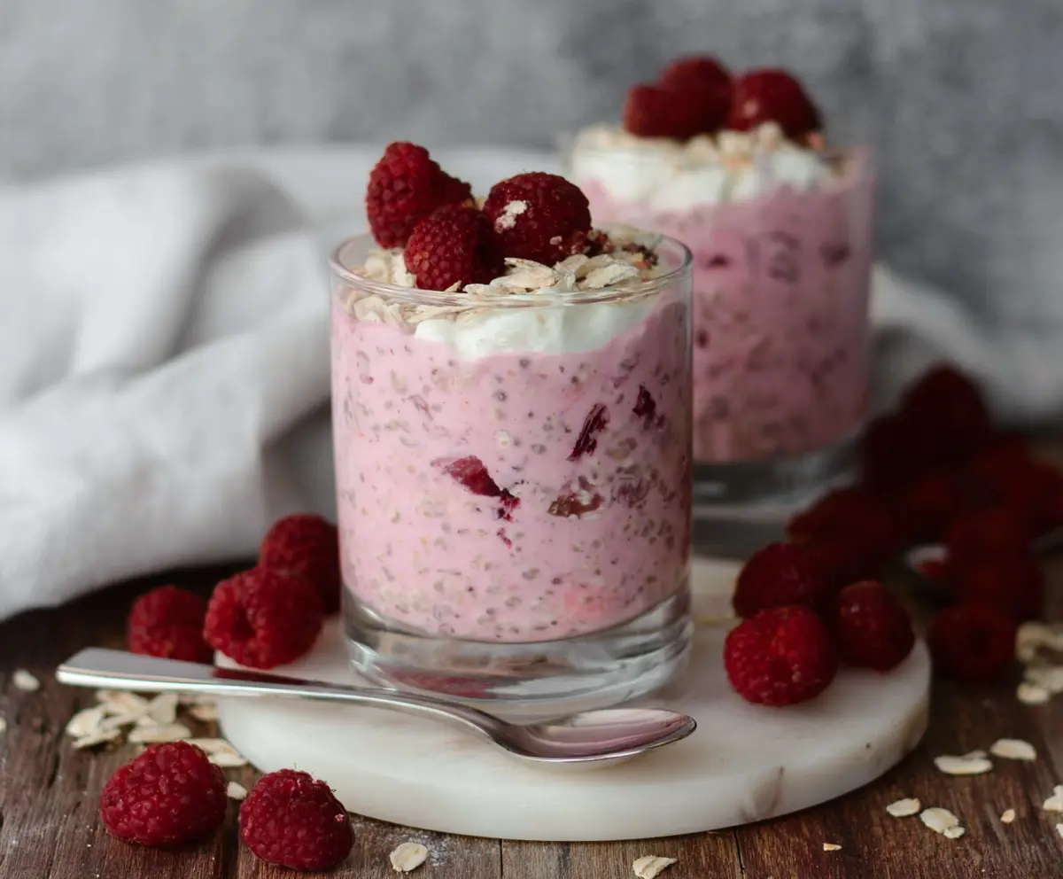 Raspberry Overnight Oats