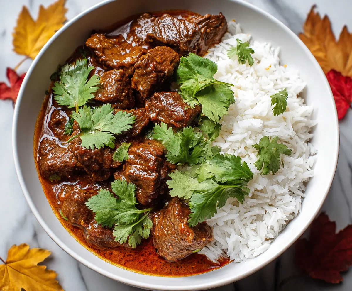Slow cooker beef coconut curry